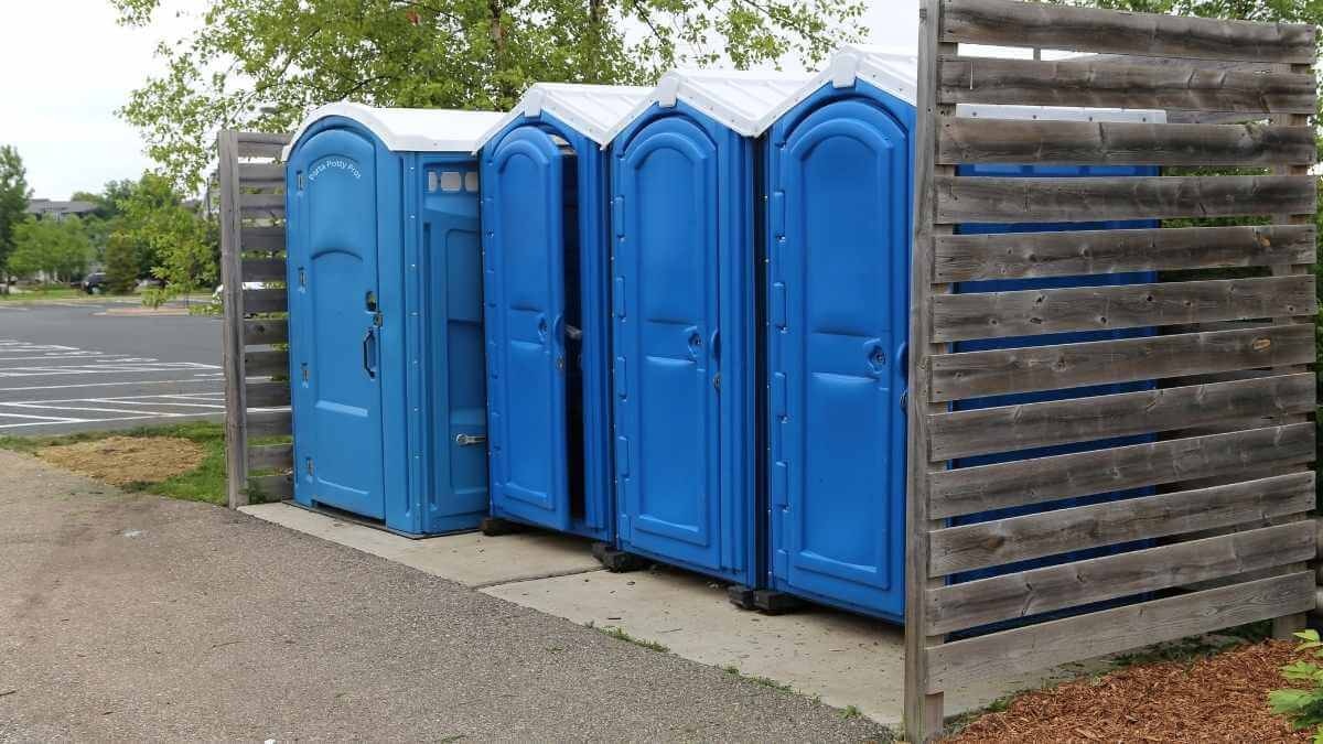 Porta Potty Rental Pros - Quality Portable Restroom Services in Seal Rock, OR, 97376